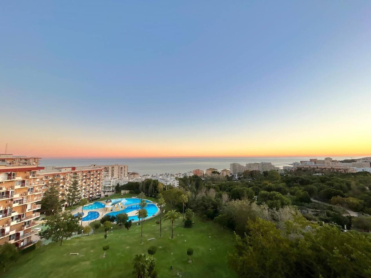 Acogedor Apartamento En Benalmadena Vistas Kültér fotó